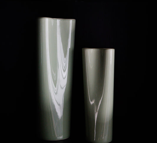 Pinch vase | Sage