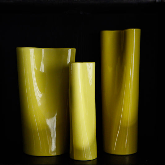 Pinch vase | Yellow