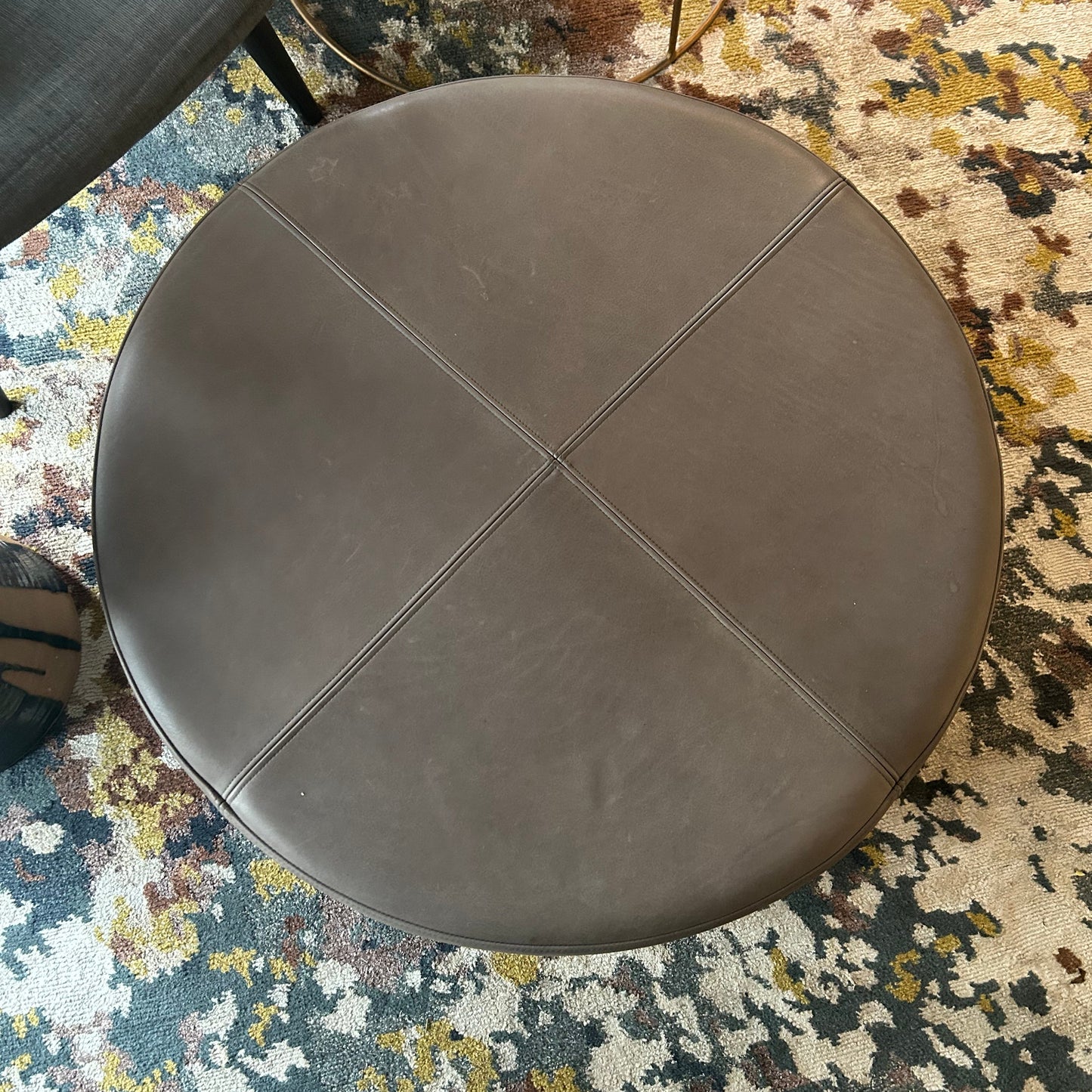 HKEDITCustomOttoman_Cassowary_APT91
