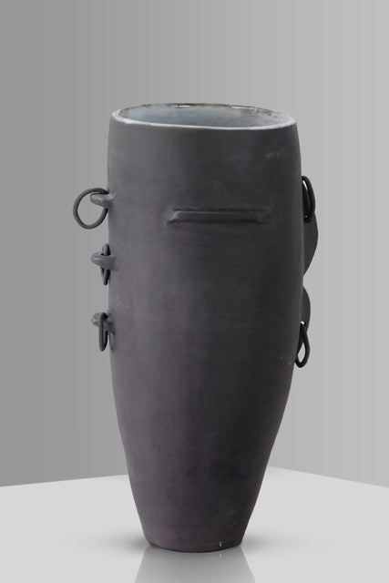 Izette Felthun_tall charcoal vessel_APT91