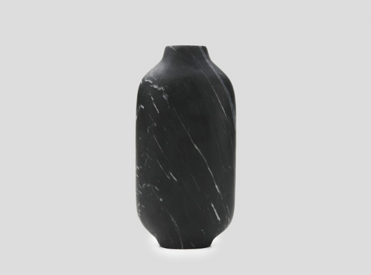 Celeste Vase: Noir