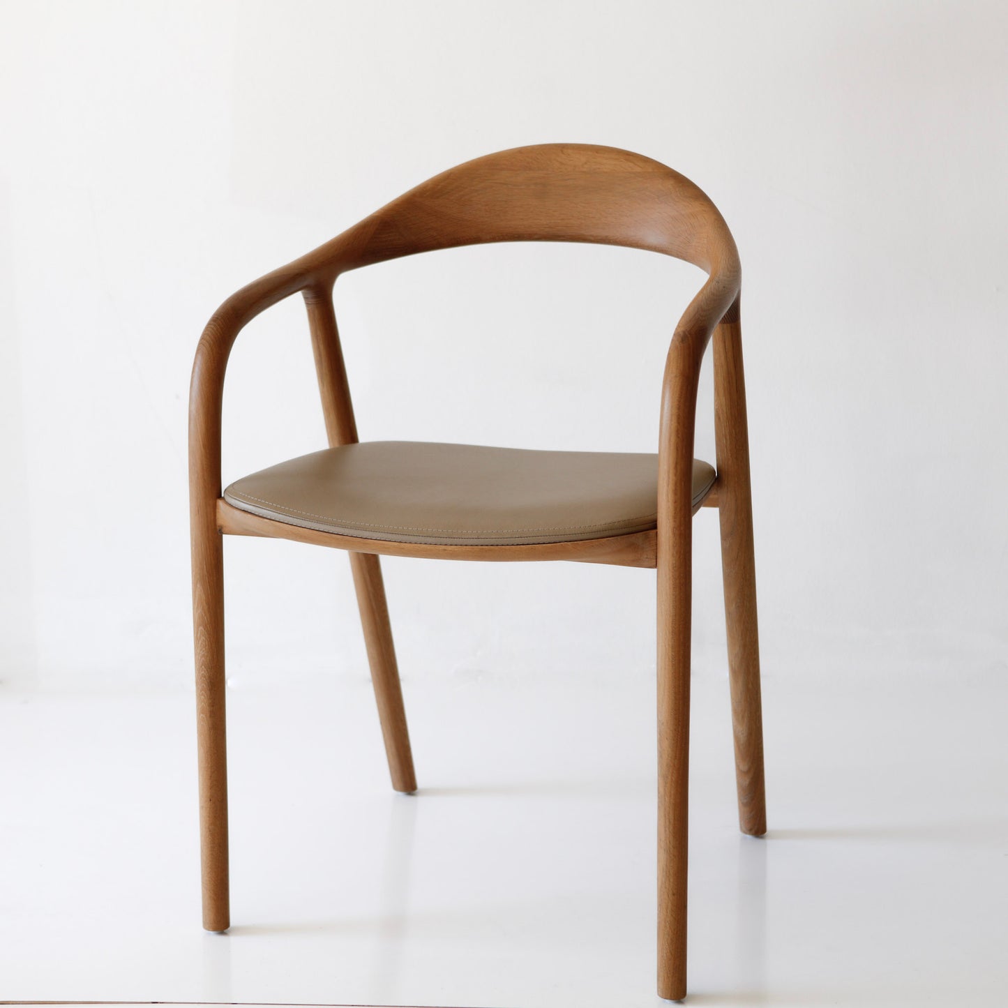 Neva Dining Chair | ARTISAN