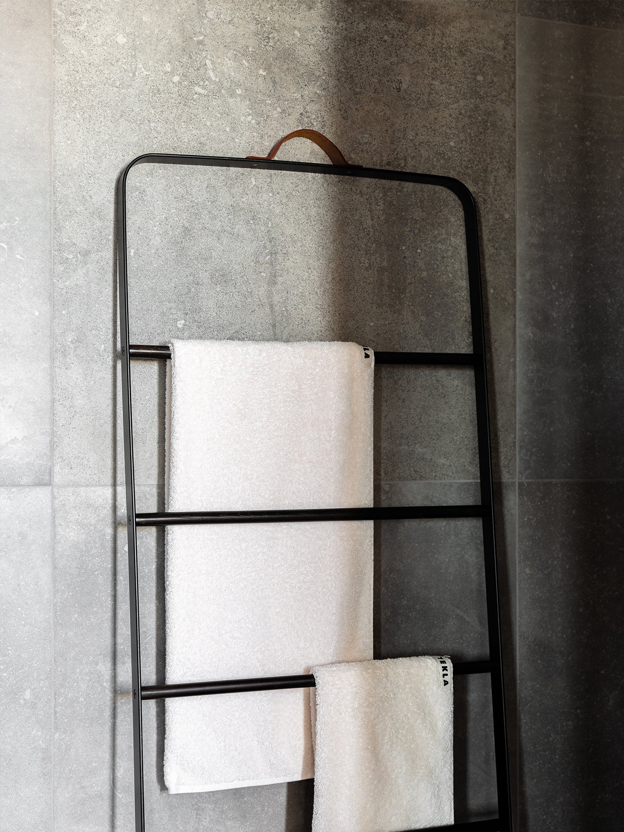 Norm Bath Towel Ladder