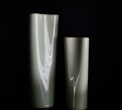 Pinch vase | Sage