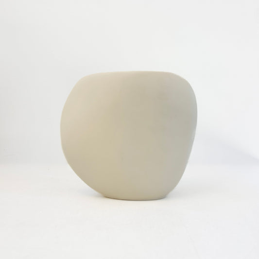 Dinosaur Design_Large Rock Vase_Cream_100% Resin