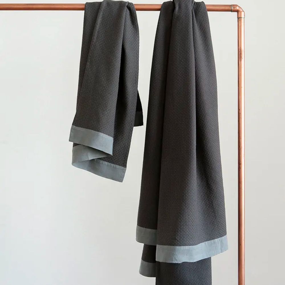 MUNGO Interlace Bath & Beach Towel - Slate