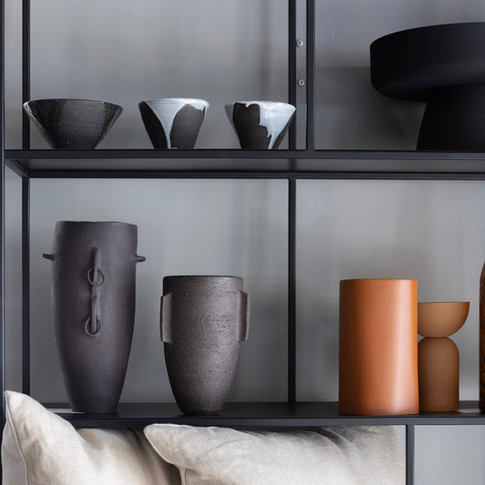 Izette Felthun Looped vessel