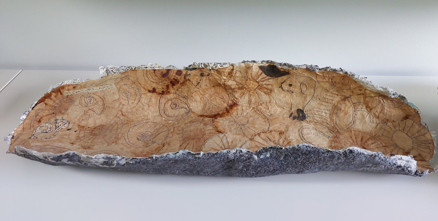 Studio Levine "Queen Gesha embroided long plattertude"