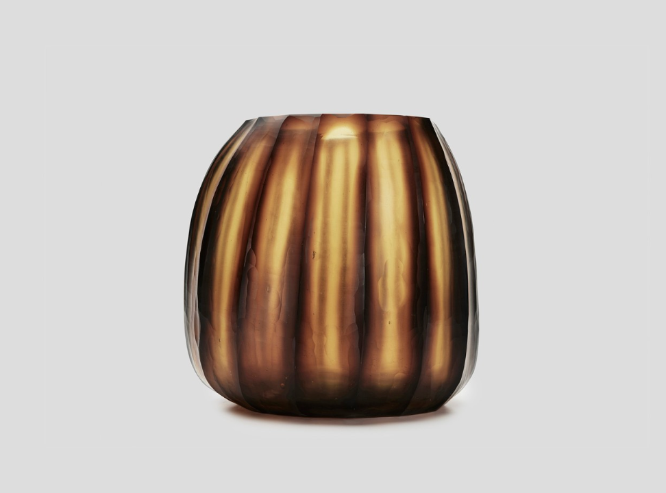 Aura Vase: Amber