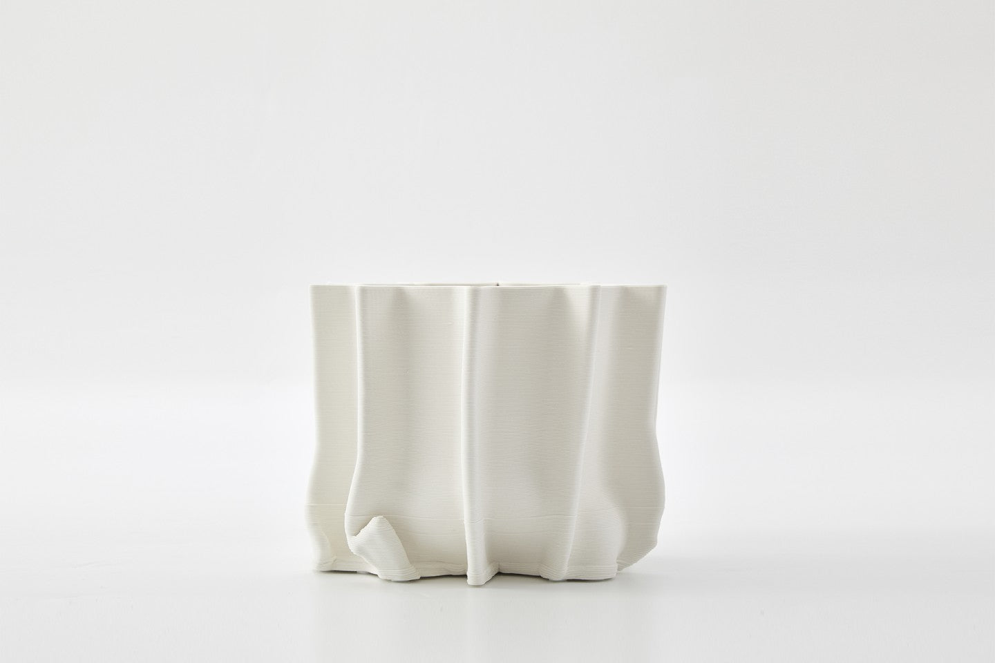 Pinch Vase: Ivory