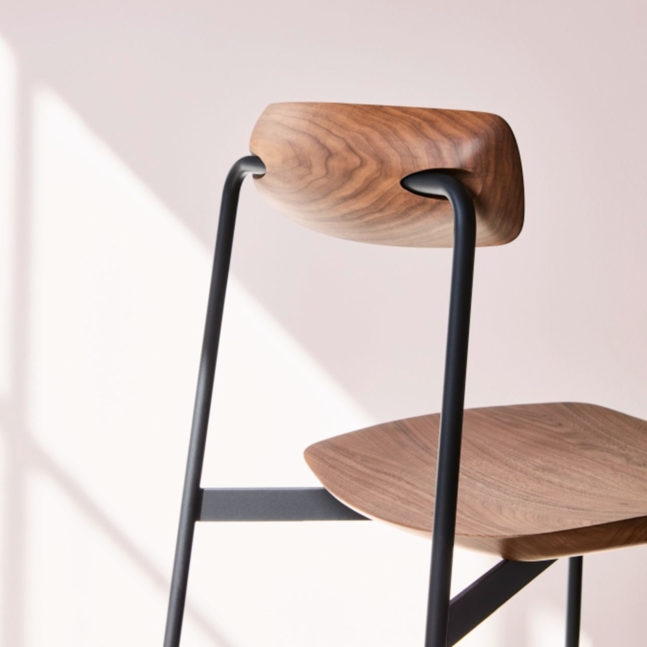 Sia V4 Chair by NAU